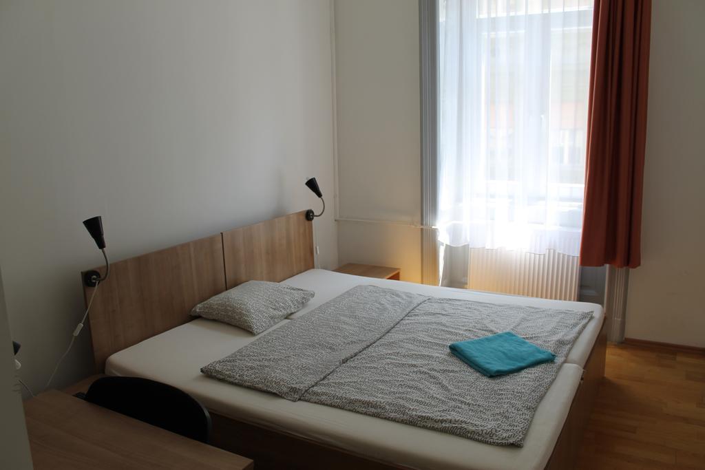 Capital Guesthouse Budapeşte Dış mekan fotoğraf