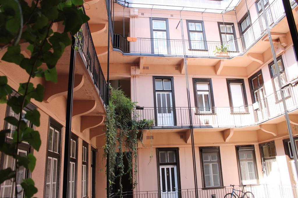 Capital Guesthouse Budapeşte Dış mekan fotoğraf