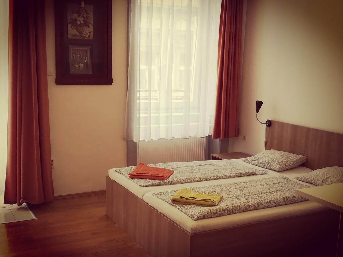 Capital Guesthouse Budapeşte Dış mekan fotoğraf